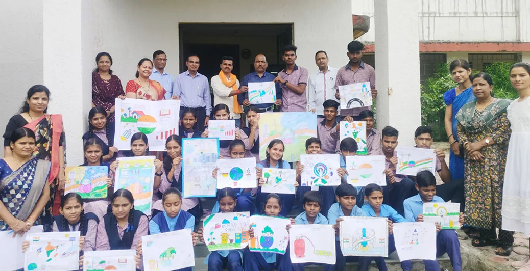‘मेरे सपनों का भारत’ में विद्यार्थियों ने दिखाई रचनात्मकता, 21 सितंबर को लगेगी स्कूल स्तर की प्रदर्शनी