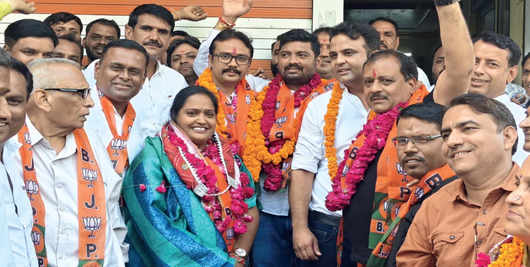 निंबाहेड़ा नगर परिषद में निलेश मेहता निर्विरोध उपसभापति निर्वाचित, भाजपा पार्षदों ने ली शपथ