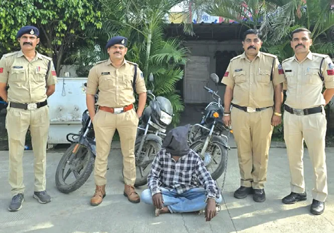 भानपुरा पुलिस ने वाहन चोर गिरोह का किया खुलासा, आरोपी गिरफ्तार; 3 मोटरसाइकिलें बरामद