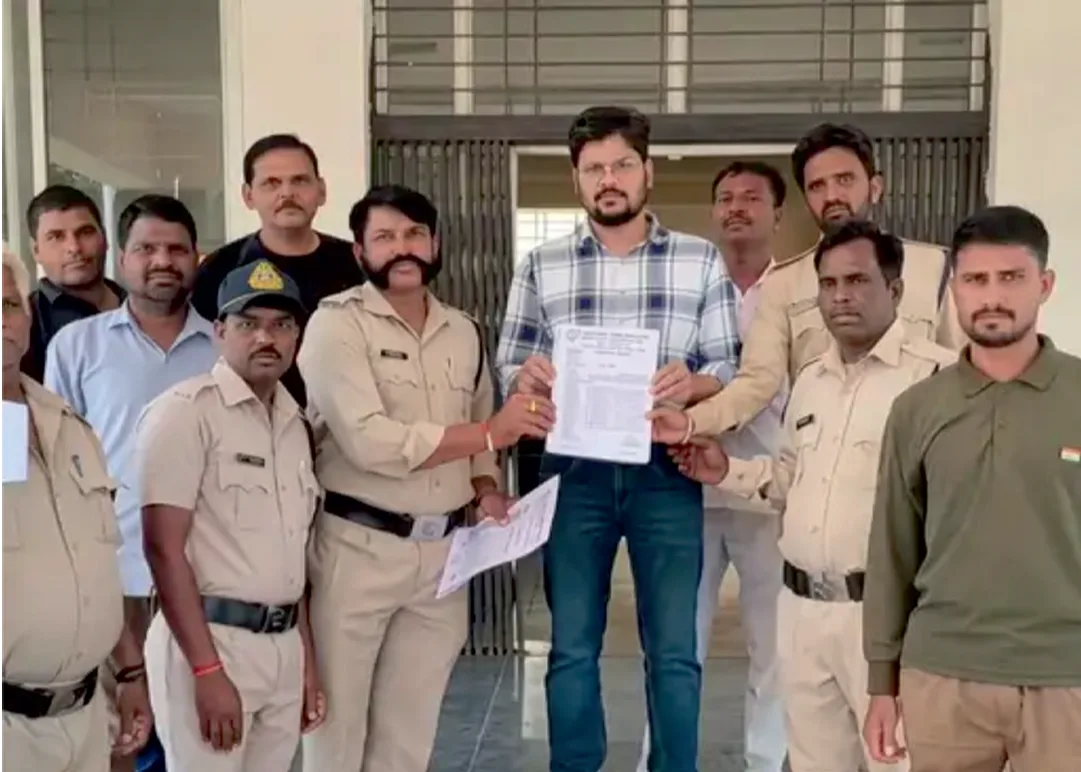 10 साल की सेवा पूरी कर चुके कोटवारों को स्थायी कर्मचारी बनाने की मांग, चरणबद्ध आंदोलन की चेतावनी
