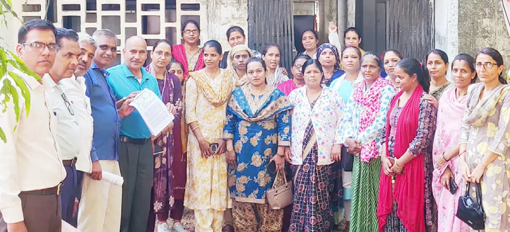 डीकेन में ANM ड्यूटी आदेश के विरोध में ज्ञापन, 7 दिन में समाधान नहीं होने पर हड़ताल की चेतावनी