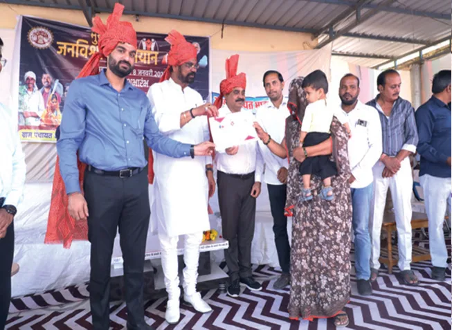 भाटखेड़ी बुजुर्ग में जनविश्वास शिविर: विधायक मारू और कलेक्टर ने सुनी समस्याएं, 172 आवेदन प्राप्त